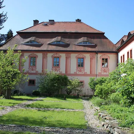 Gaestehaeuser St. 3* Marienthal