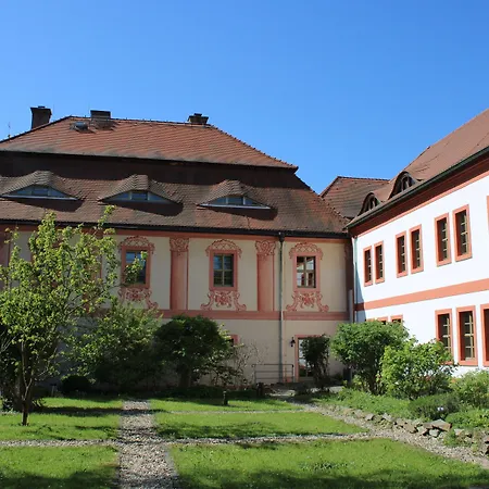 Gaestehaeuser St. Marienthal