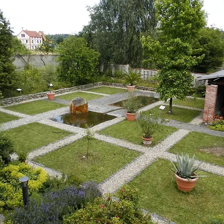 Gaestehaeuser St. 3* Marienthal