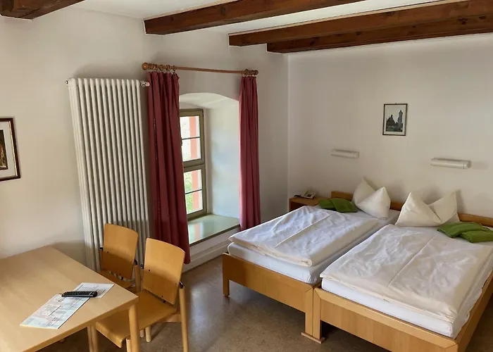 Gaestehaeuser St. 3*